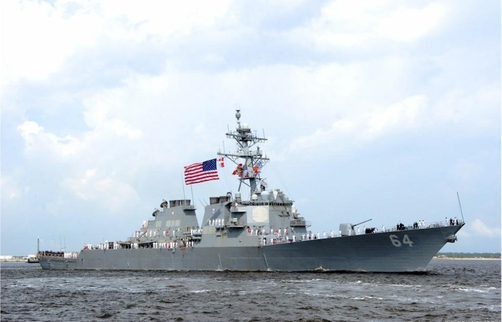 Hải quân Nga giám sát từng bước đi của chiến hạm Mỹ trên Biển Đen