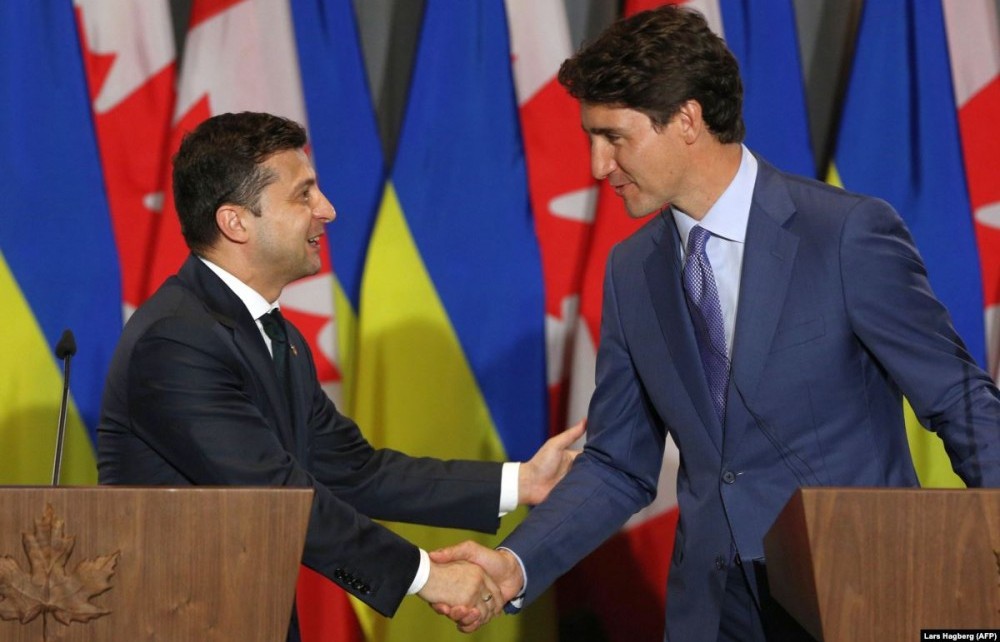 Canada cam kết ủng hộ Ukraine trong việc đối phó với Nga