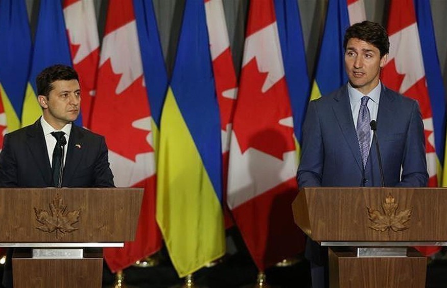 Canada có thể chuyển giao vũ khí và thiết bị quân sự cho Ukraine