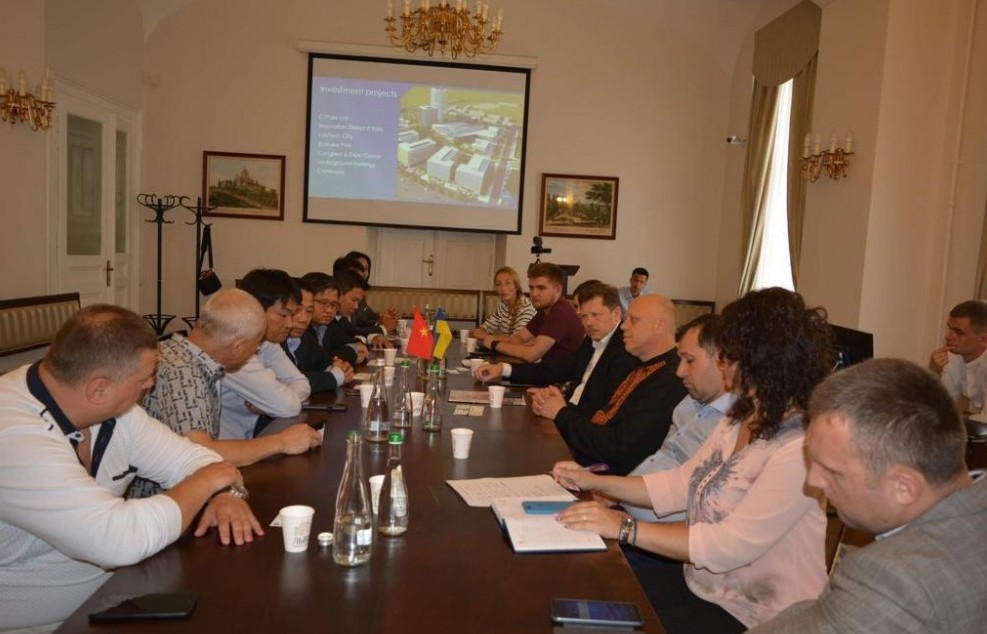 Đoàn doanh nghiệp TP. Hồ Chí Minh và Đồng Nai thăm và làm việc tại Ukraine