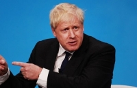 thu tuong boris johnson voi hon da brexit truoc them nha so 10 pho downing