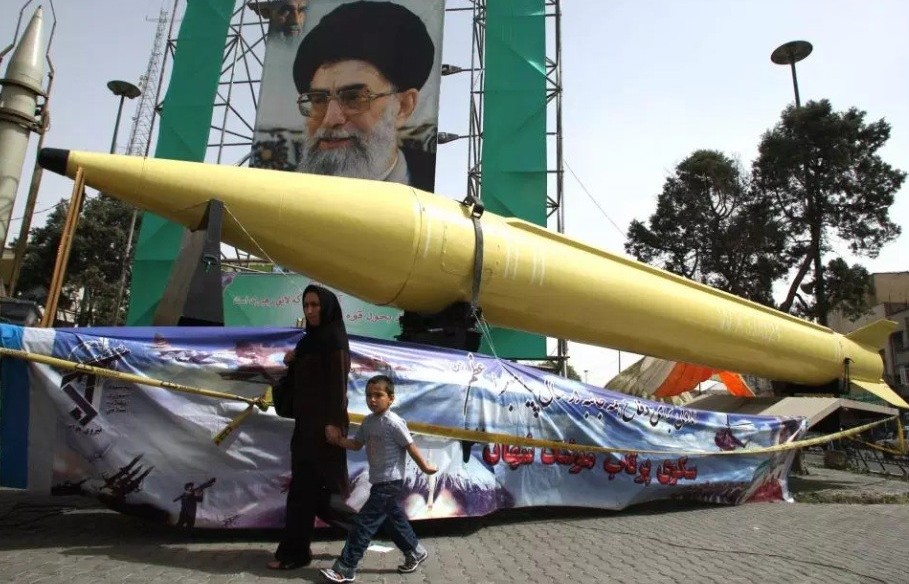 Truyền thông Mỹ: Iran phóng thử tên lửa đạn đạo tầm trung Shahab-3