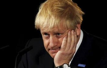 Brexit: 'Nước cờ' đầu tiên của Thủ tướng Boris Johnson và thái độ 'lạnh nhạt' của EU