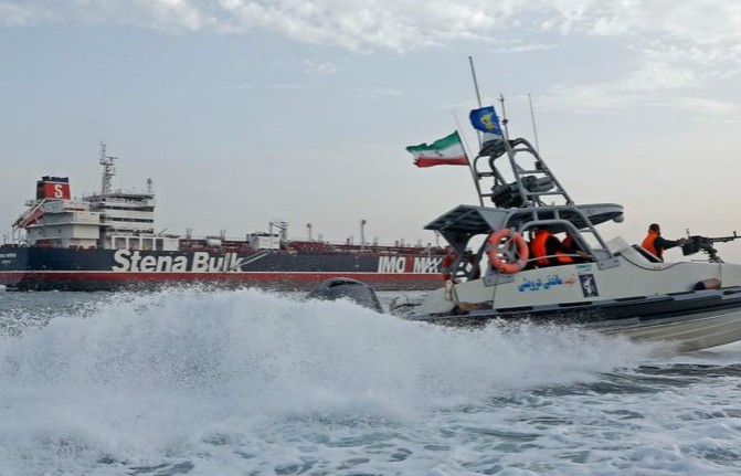 Mỹ quyết tâm đảm bảo an ninh tại Eo biển Hormuz