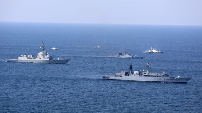 Nga tập ném bom kẻ thù ở Biển Đen, Mỹ khẳng định không trở ngại với NATO. (Nguồn: Reuters)