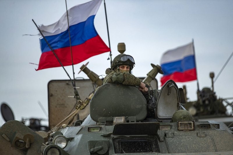 Quân đội Nga nhận chỉ thị hành động mới ở Ukraine, Trung Quốc nói sẽ không bàng quan trước khủng hoảng. (Nguồn: AFP)