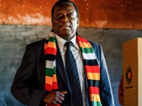 ong emmerson mnangagwa chinh thuc tai dac cu tong thong zimbabwe