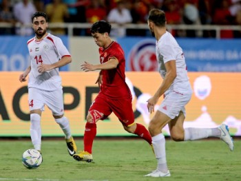 ​Công Phượng, Quang Hải không thi đấu trận gặp Olympic Oman