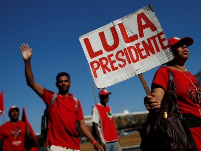 Brazil: Cựu Tổng thống Silva vẫn dẫn đầu trong các cuộc thăm dò trước bầu cử