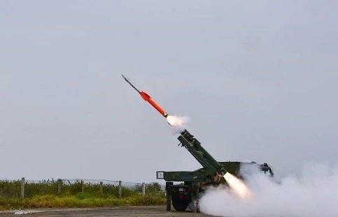 Ấn Độ bắn thử thành công tên lửa đất đối không phản ứng nhanh tối tân QRSAM
