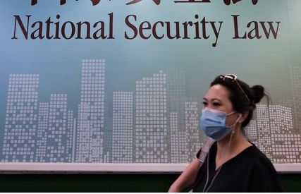 Vấn đề Hong Kong: Chính quyền đặc khu phản đối quyết định của Pháp, Anh đòi trừng phạt, Trung Quốc 'mỏi miệng' phản đối
