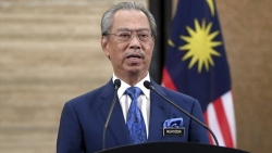 'Mệt mỏi với các lựa chọn', Thủ tướng Malaysia từ chức sau 17 tháng cầm quyền, nội các giải tán