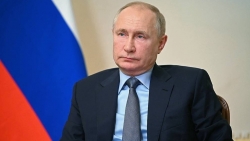 Tổng thống Putin cảnh báo: Phiến quân 'đội lốt' người tị nạn đừng hòng bước chân vào Nga