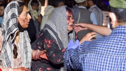 Sân bay Kabul bị khủng bố đẫm máu: Các nước khẩn trương xác định thương vong; quốc tế phẫn nộ, họp khẩn