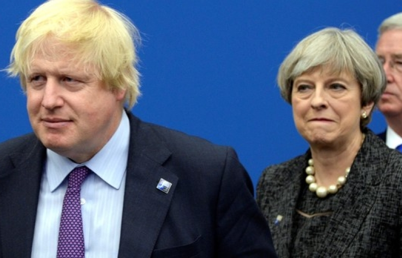Chính phủ Anh và cựu Ngoại trưởng Boris tranh cãi lớn về kế hoạch Brexit