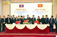 thuc day hop tac lanh su viet nam lao