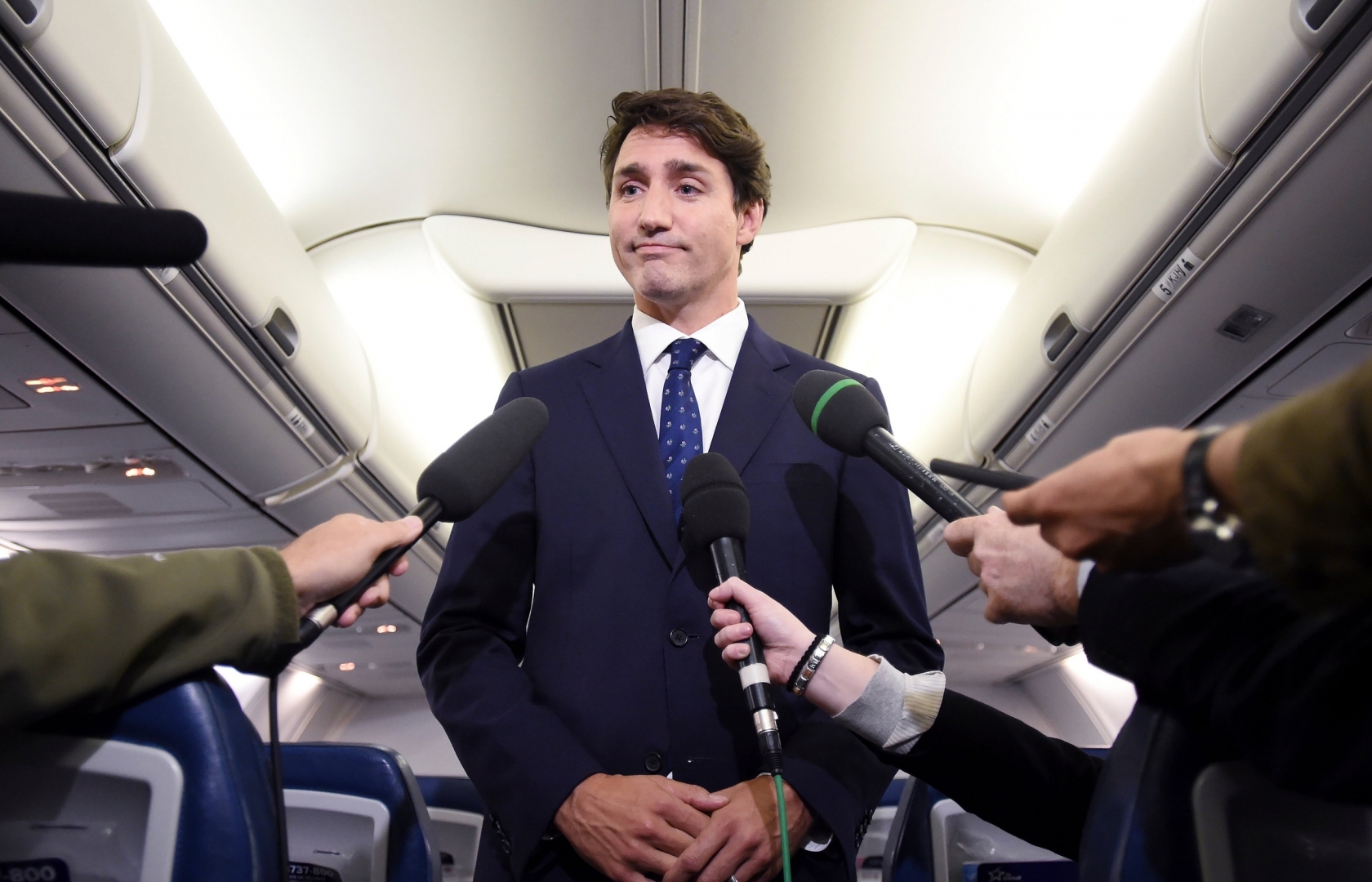 Thừa nhận sai lầm, Thủ tướng Trudeau xin lỗi vì hành động trong quá khứ