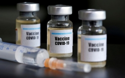 Covid-19: Trung Quốc sẽ có vaccine cho người dân vào tháng 11?