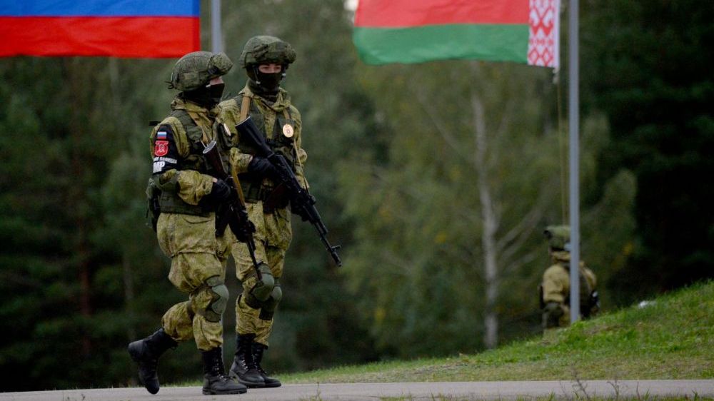 Nga đưa quân sang Belarus, Minsk tuyên bố sẵn sàng đối thoại với EU