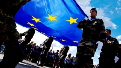 Đến lúc EU tính toán lập quân đội riêng?