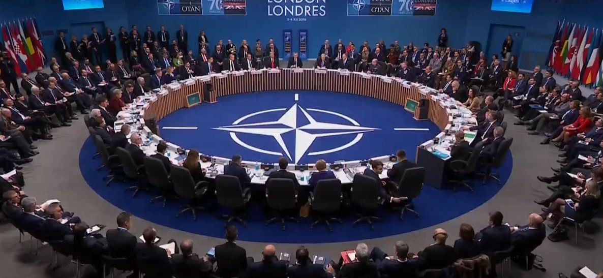 NATO nhất trí thay đổi, Pháp nhắc nhở Mỹ: Đồng minh không có nghĩa là trở thành con tin. (Nguồn: Getty Images)