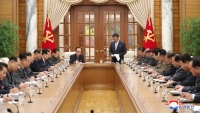 Triều Tiên sau vụ phóng vật thể bay: Họp Bộ Chính trị, động thái mới ở biên giới với Trung Quốc