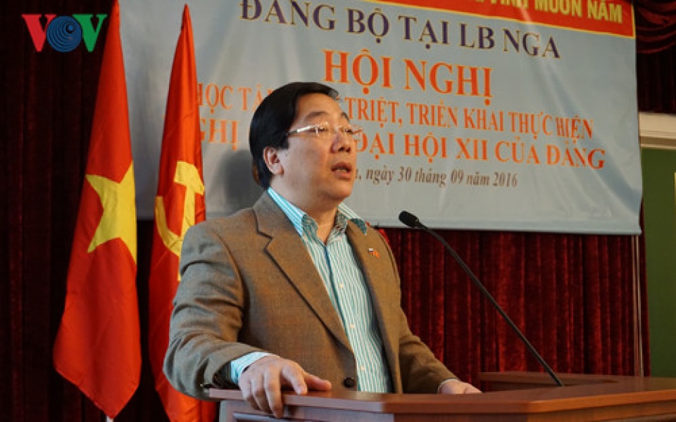 dang vien nguoi viet o nga quan triet nghi quyet dai hoi dang 12