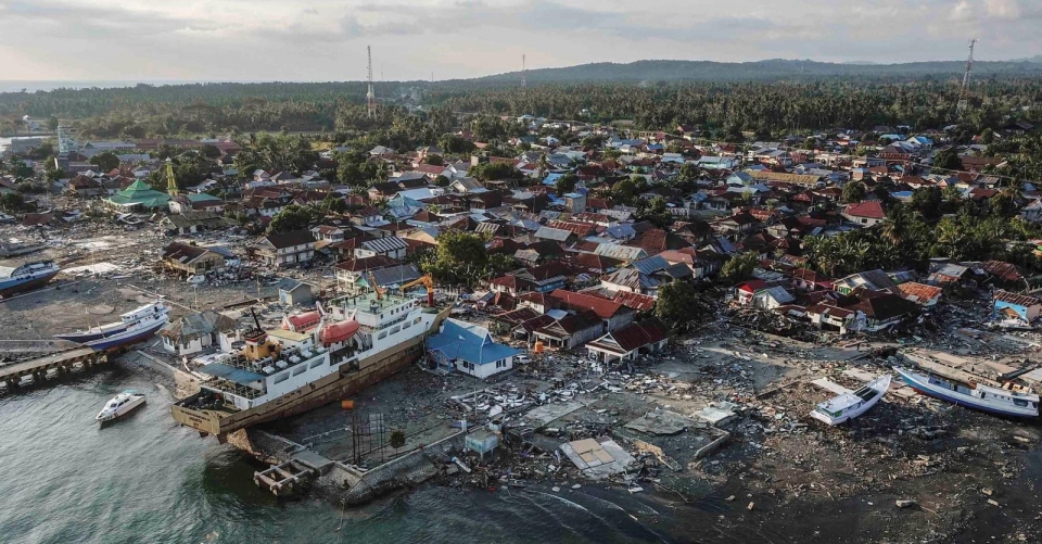 bai hoc tu tham hoa thien tai tai indonesia