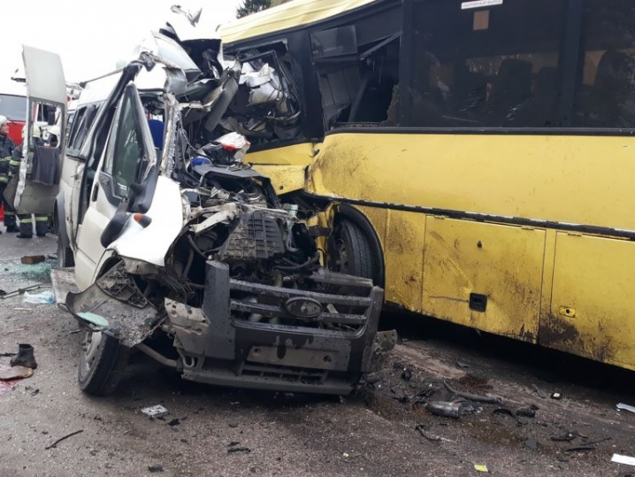​Nga: Tai nạn giao thông khiến 13 người thiệt mạng
