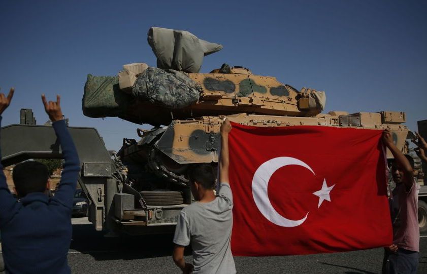 Thổ Nhĩ Kỳ tiếp quản thị trấn Đông Bắc Syria, Damascus điều động thêm quân