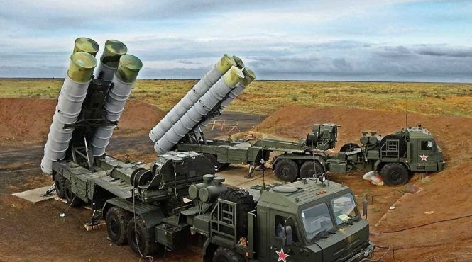 Tuyên bố chẳng 'ngán' đe dọa từ Mỹ, Nga 'chào hàng' S-400 với Iran