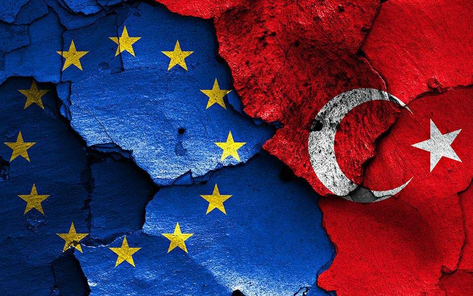 Nhắc nhở việc Thổ Nhĩ Kỳ đang xin gia nhập, EU ra thời hạn cho Ankara 'liệu đường' điều chỉnh thái độ
