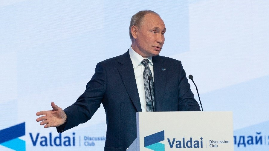 Tổng thống Nga đổ lỗi NATO, chỉ trích Ukraine