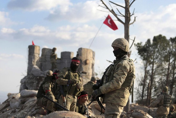 Tình hình Syria: Thổ Nhĩ Kỳ mở đợt tấn công truy kích phe thân Mỹ, gây sức ép lên cả Nga; Moscow ra cảnh báo. (Nguồn: AP)