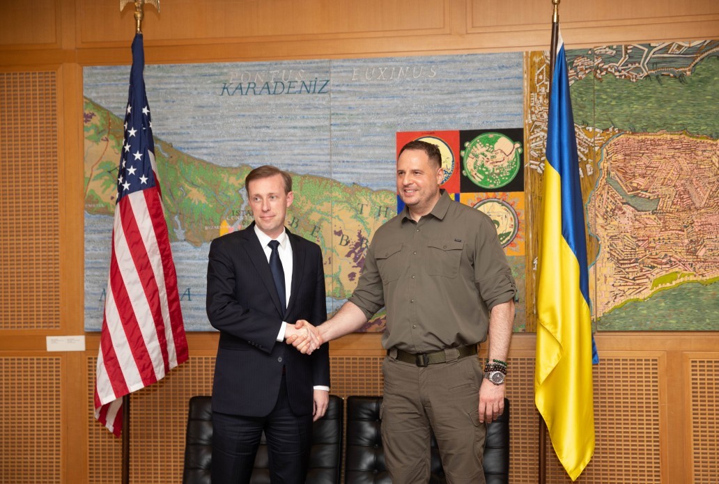 Quan chức cấp cao Mỹ-Ukraine gặp nhau, Tổng thống Zelensky nói thành công sẽ 'không giới hạn', EU lên 'cót'. (Nguồn: Twitter)
