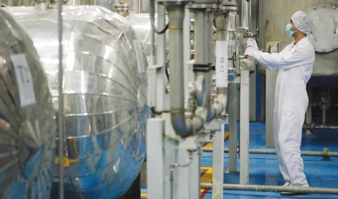Iran tiếp tục cảnh báo 'lằn ranh đỏ' trong đàm phán hạt nhân