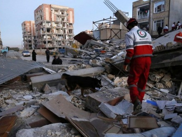 Động đất tại Iran, hơn 500 người bị thương