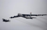 Máy bay ném bom hạng nặng B-52 của Mỹ 'lượn lờ' gần căn cứ quân sự Nga ở Syria