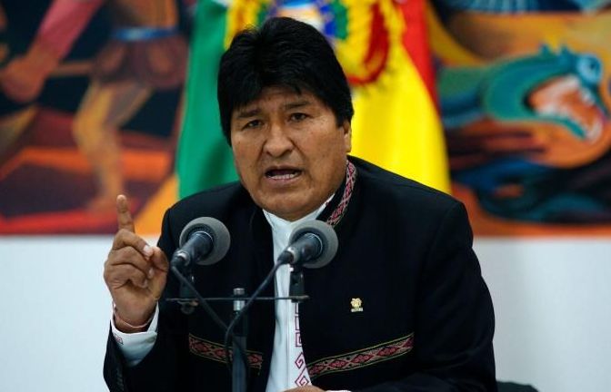Bolivia: Tổng thống tố bị tấn công, người biểu tình chiếm giữ ĐSQ Venezuela, Mỹ theo dõi sát sao