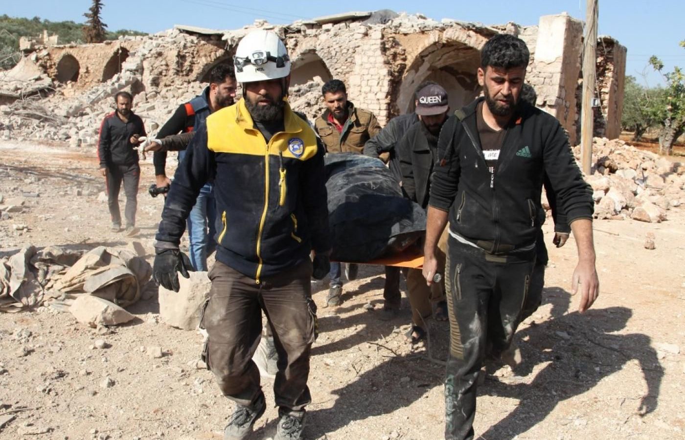 Tình hình Syria: Thổ Nhĩ Kỳ bắt giữ tay súng người Kurd đánh bom xe, tỉnh Idlib bị không kích