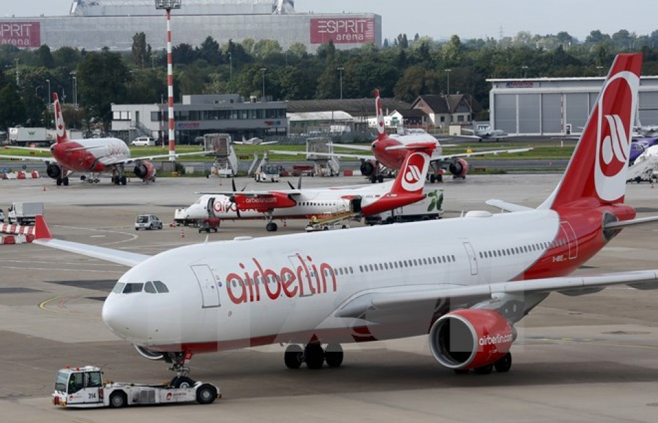 EU thông qua thương vụ easyJet mua một phần của Air Berlin