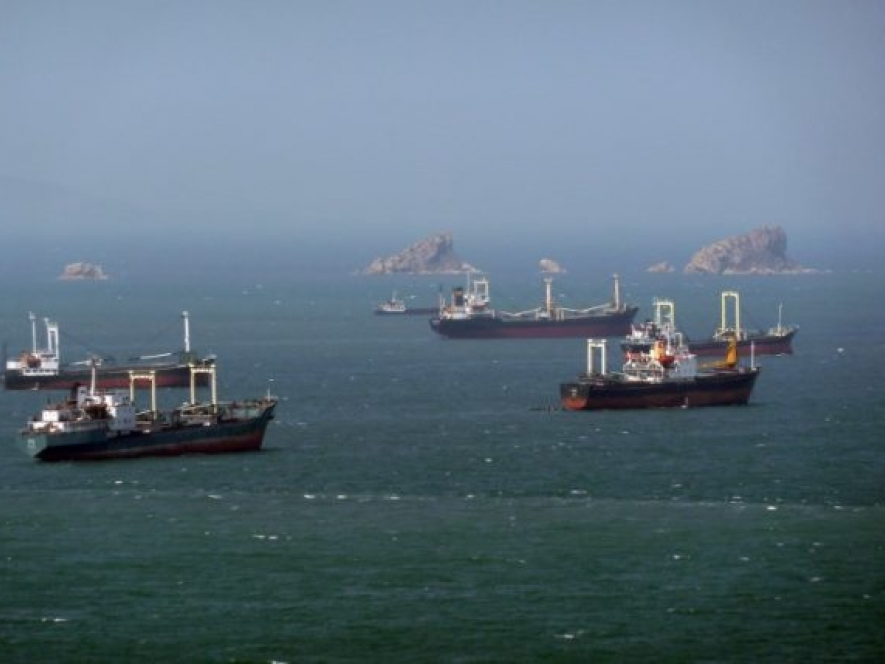 ​HĐBA cấm 4 tàu Triều Tiên tiếp cận cảng biển quốc tế