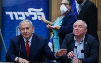 Thủ tướng Israel đối mặt nguy cơ bị truy tố