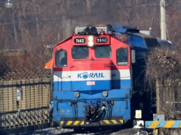 ​Hai miền Triều Tiên chuẩn bị lễ khởi công kết nối đường sắt, đường bộ