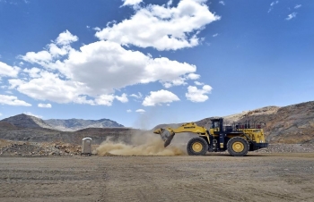 Reuters: Quân đội Mỹ tài trợ cho các nhà máy đất hiếm để phát triển vũ khí
