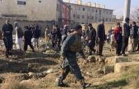 afghanistan tan cong trong can cu quan su khien 23 nhan vien thiet mang