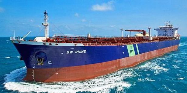 Nổ trên tàu chở dầu ở cảng Saudi Arabia, xác nhận do 'yếu tố bên ngoài'