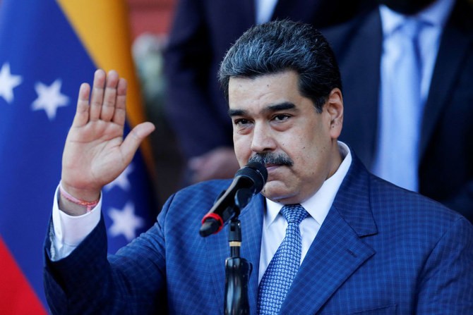 Bị 'xô' vào gần Iran, Tổng thống Venezuela tuyên bố sẽ sớm thăm Tehran.  (Nguồn: Reuters)