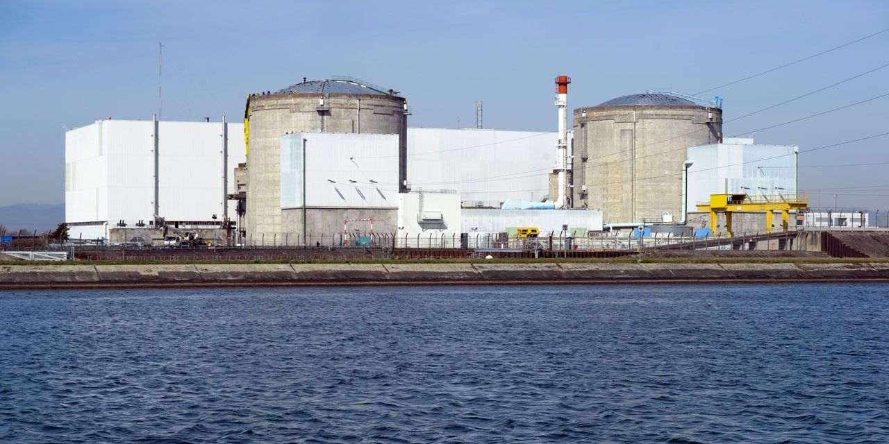 Thực hiện cam kết, EDF bắt đầu đóng cửa nhà máy hạt nhân Fessenheim