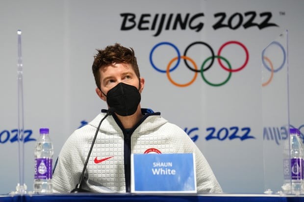 Shaun White phát biểu tại họp báo ngày 5/2, tuyên bố chính thức nghỉ hưu sau Olympic Bắc Kinh 2022. (Nguồn: Getty Images)